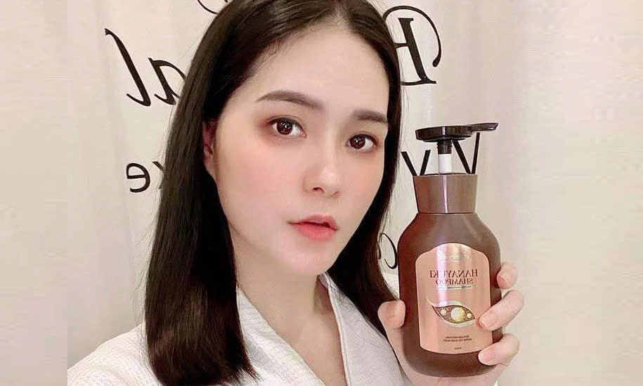 Đình chỉ và thu hồi lô dầu xả Hanayuki do Đoàn Di Băng quảng cáo